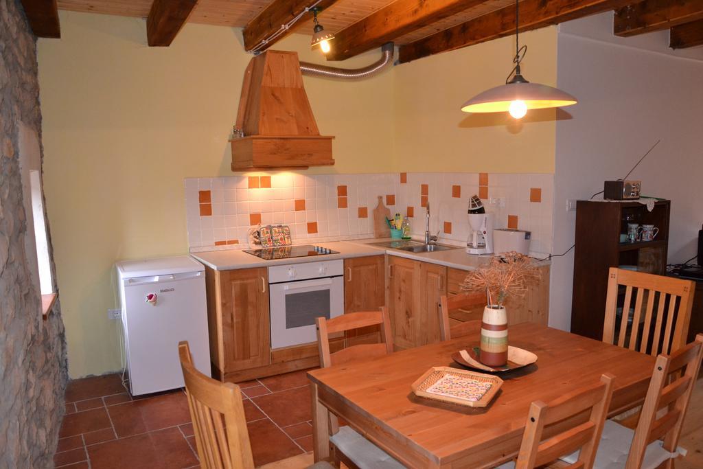 Holiday Farmhouse Skvor Robidisce 部屋 写真